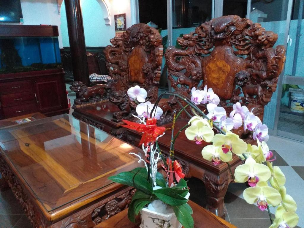 Nha Nghi Nguyen Anh Hotel Long Hai Exterior photo